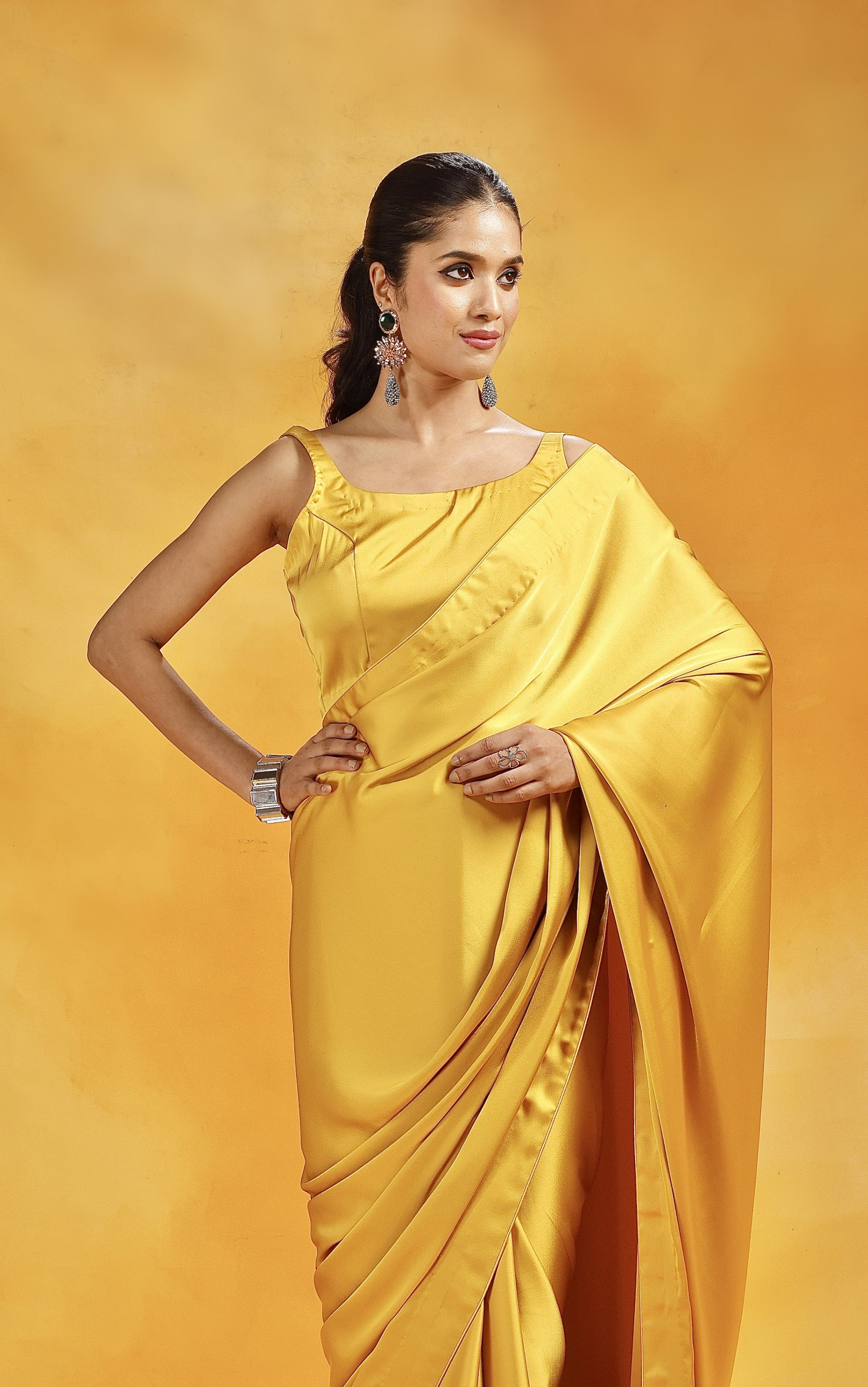 Zafran Noor Saree