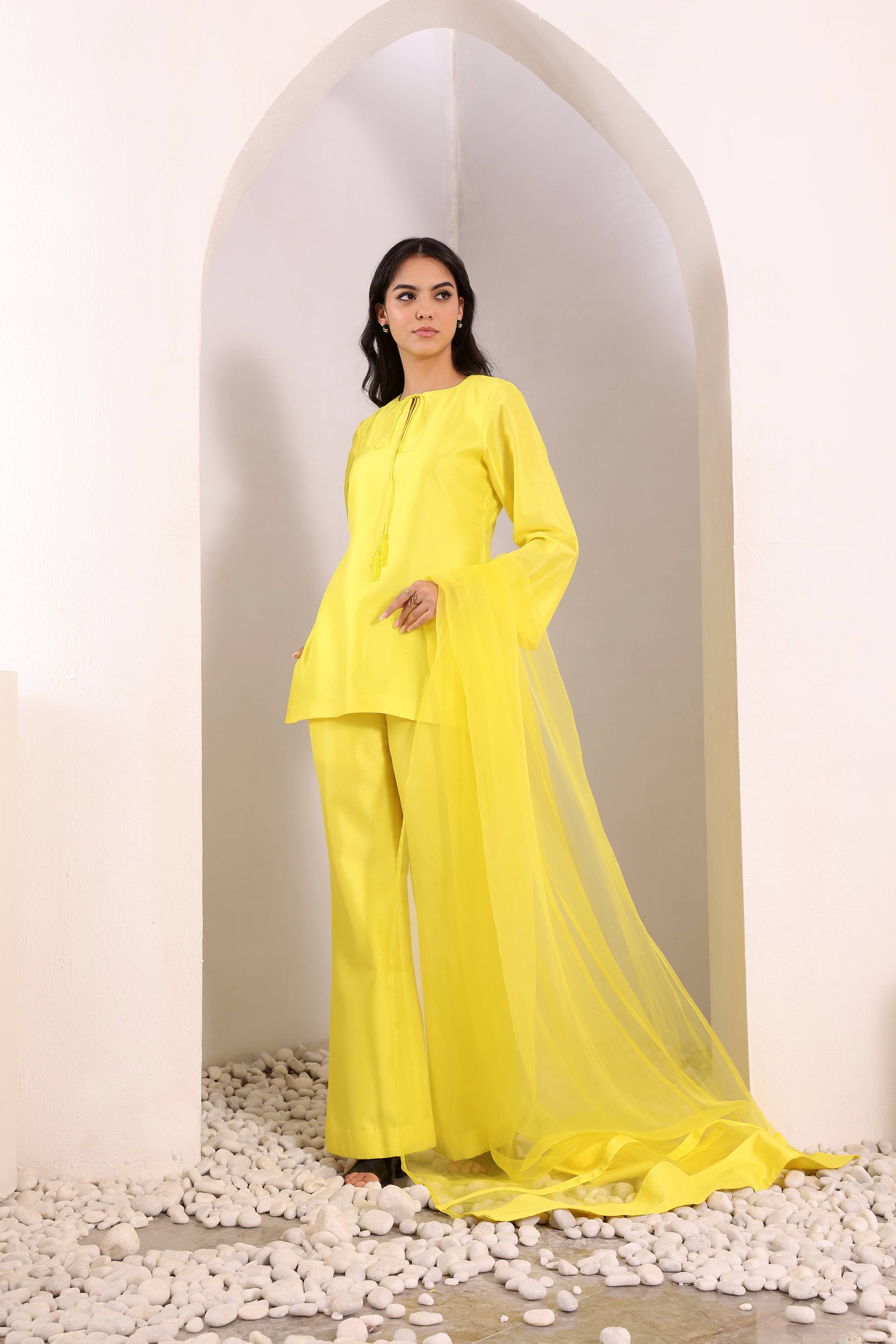 Dilruba Kurta Set - Yellow