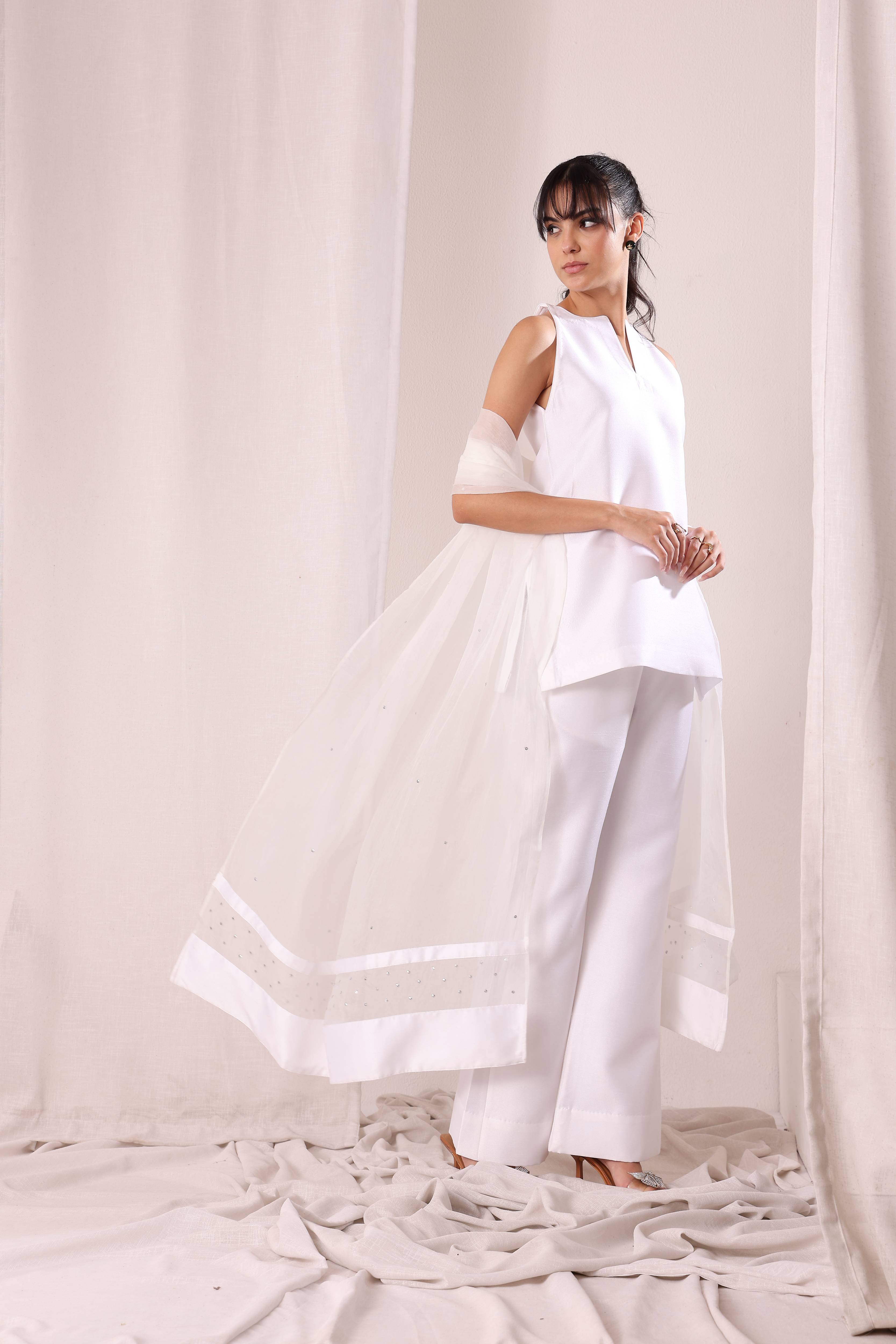 Eira Kurta Set - White